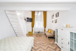 City Center Luxury Apartment WAWELOFTS